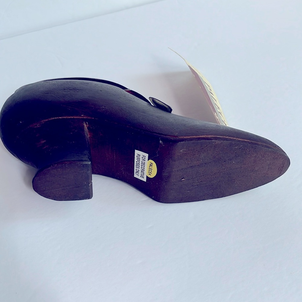 Wooden Shoe Secret Storage Vintage Palecek Carved Wood Shoe Box NWT - Picture 10 of 11